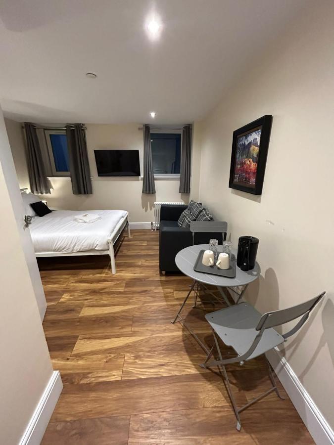 Modern Double Room With Sofa EDI Exterior foto